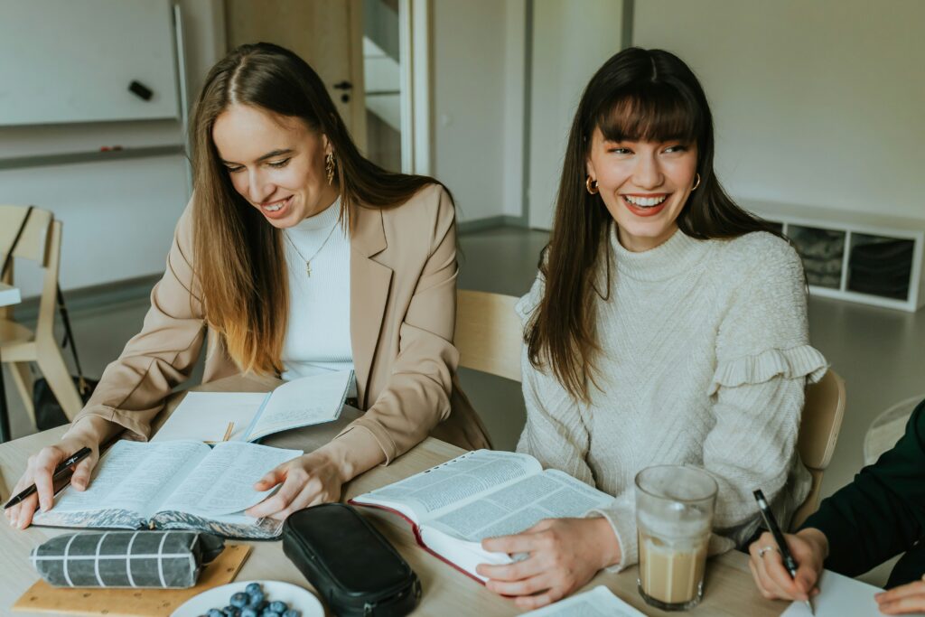 christian travel app for solo travelers HelloFellow