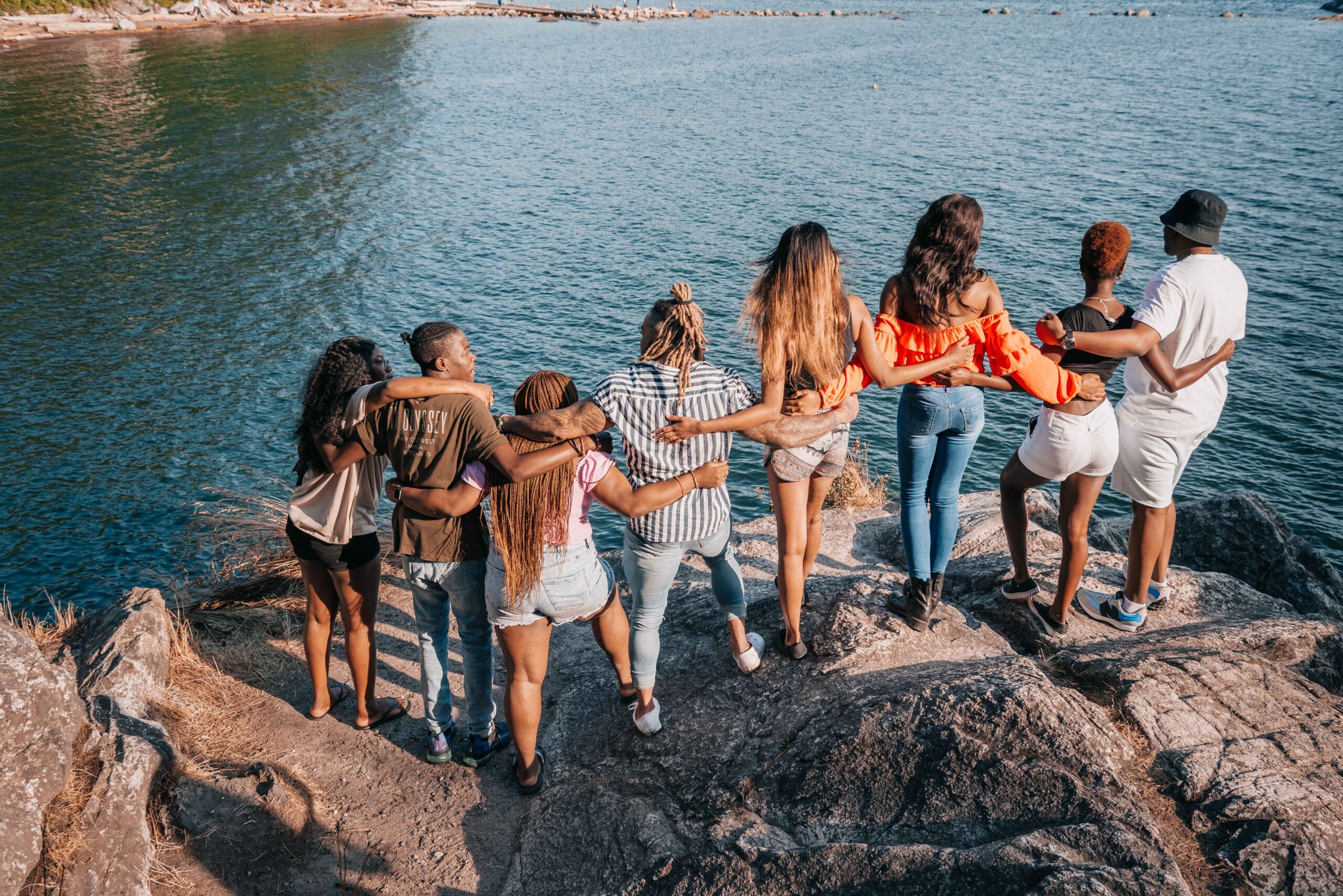 godly friendships in new city finding christian friends with hellofellow app